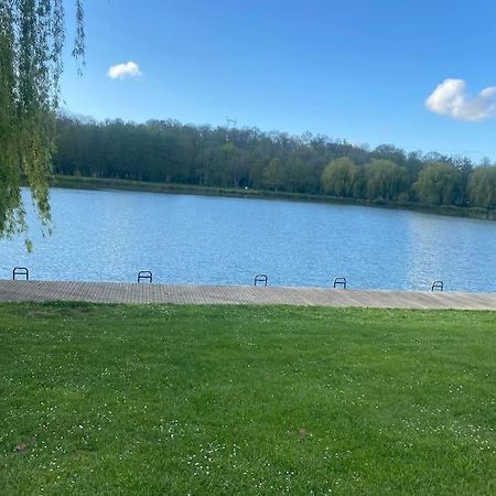 Appartement 2 Mesnils-sur-Iton Екстер'єр фото